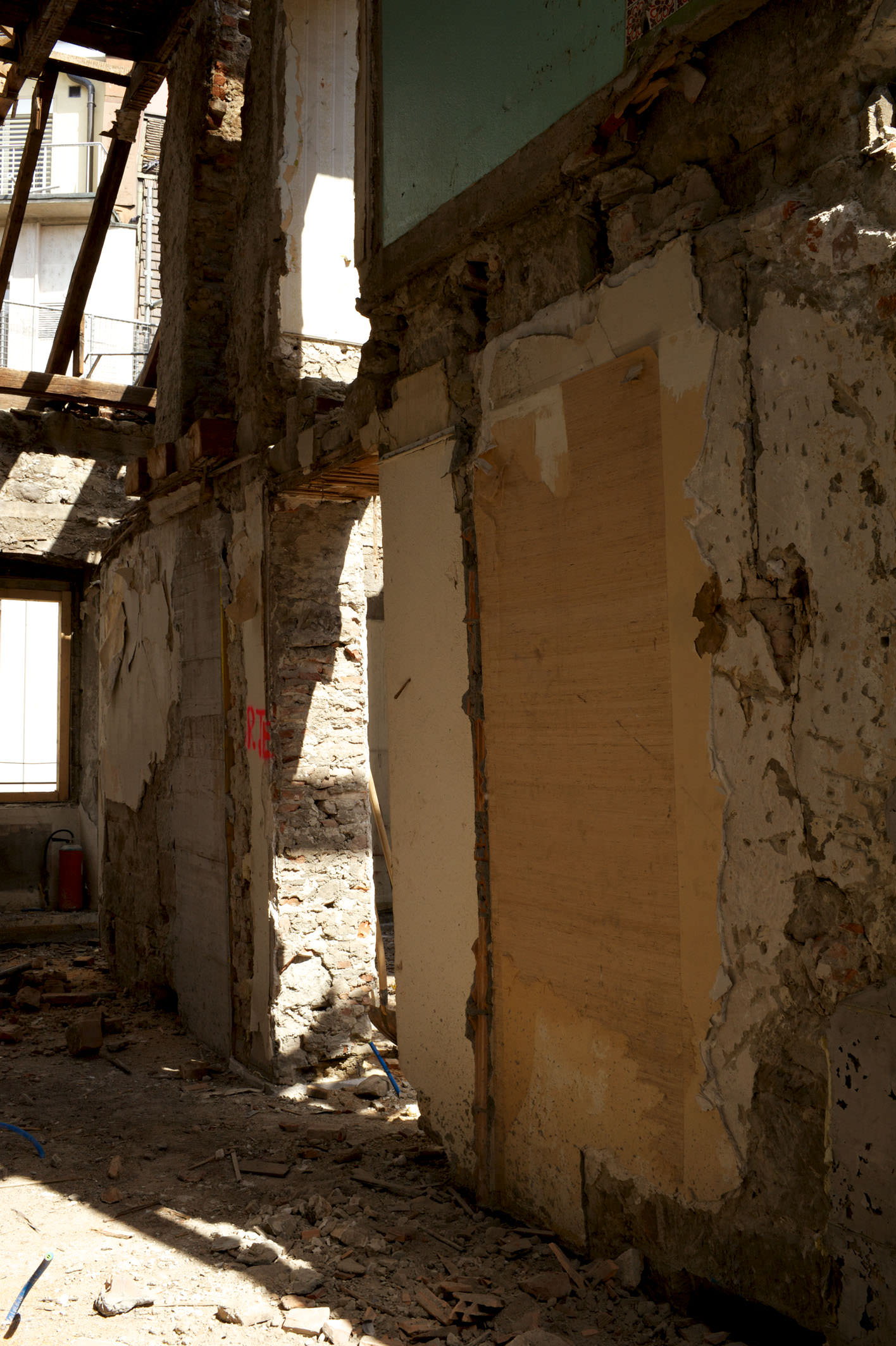 E10303  |  MplusV  |  Chantier Rue St. Francois, Lausanne